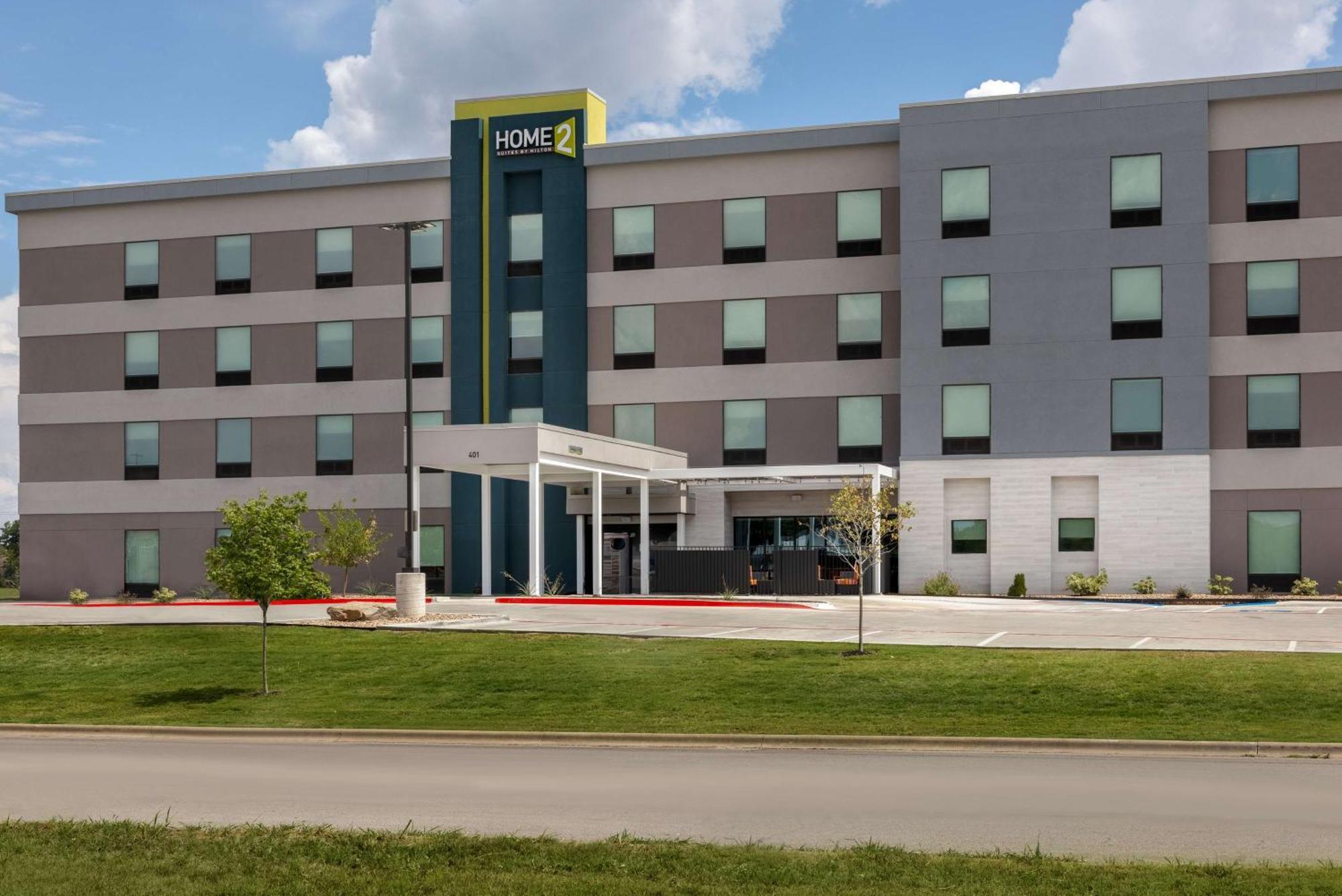 Hotel Home2 By Hilton